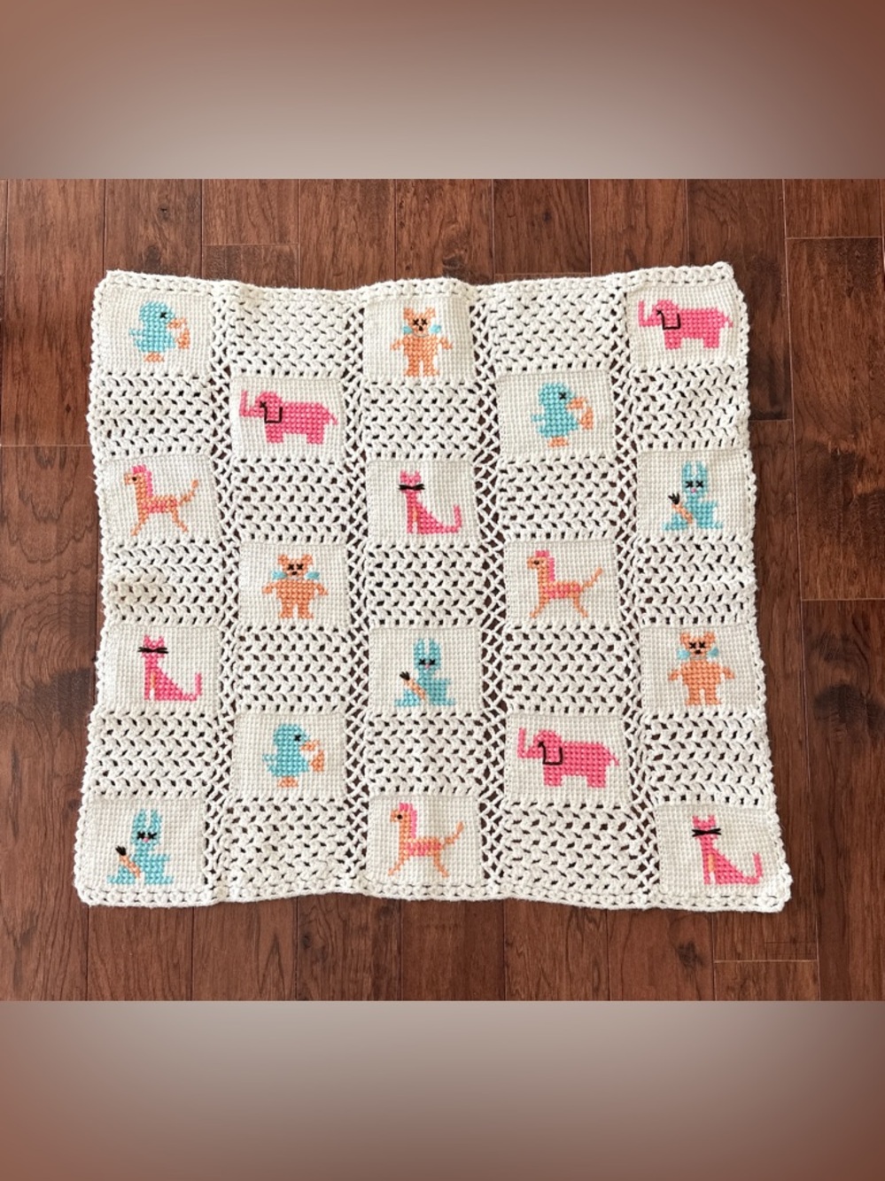 Vintage Handmade Crochet Baby Blanket Crib Size Animals LIKE NEW